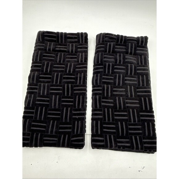 (2)CB2 Akemi Black Woven Velvet Decorative Throw Pillow Covers 18x18 100% Cotton - Picture 6 of 6